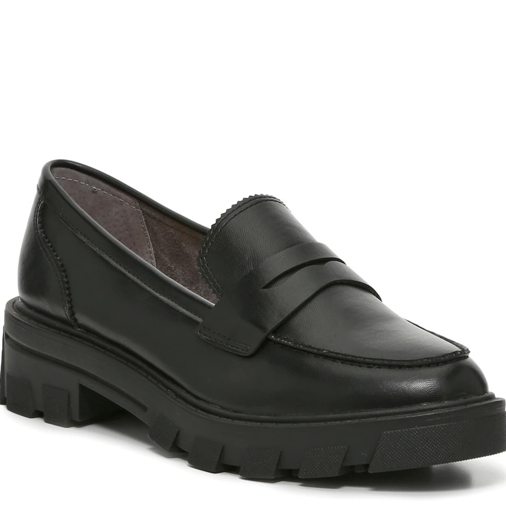 Crown Vintage black loafers - never worn!!
